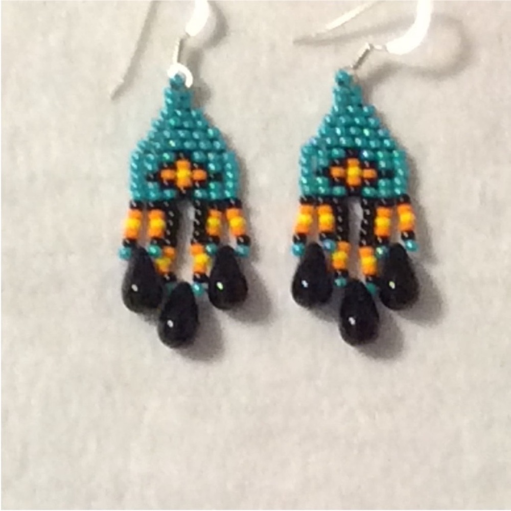 HANDMADE Bright And Colorful SOUTHWESTERN BEADED Earrings - Picture 4 of 8